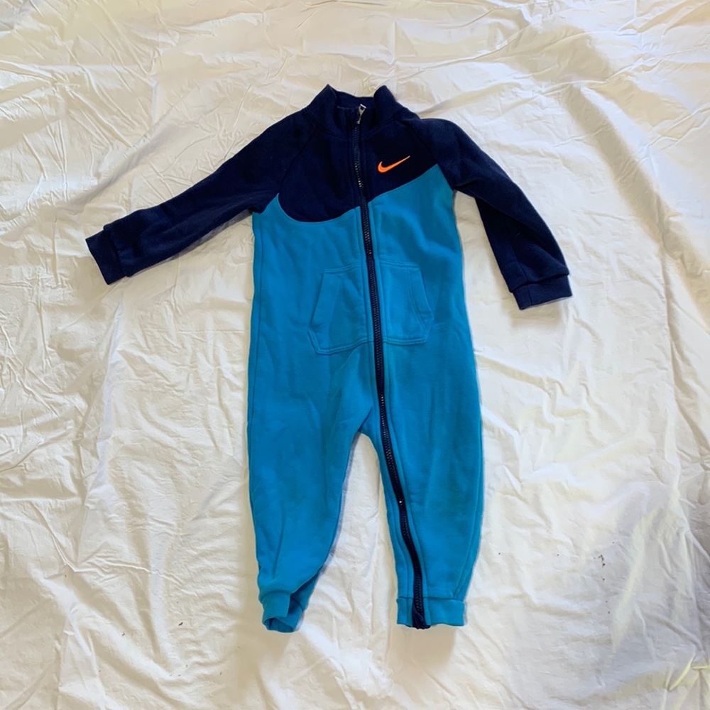 Nike Toddler Jumpsuit (Size: 24 Months)